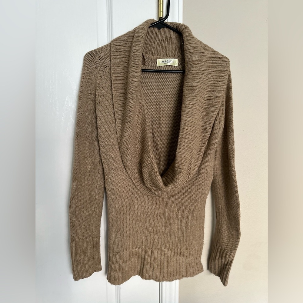 Old Navy Sweater